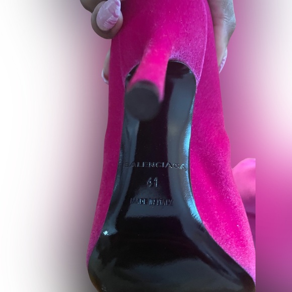 Preloved Balenciaga Pink Velvet Knife Boot ‼️SOLD‼️ - Picture 11 of 13